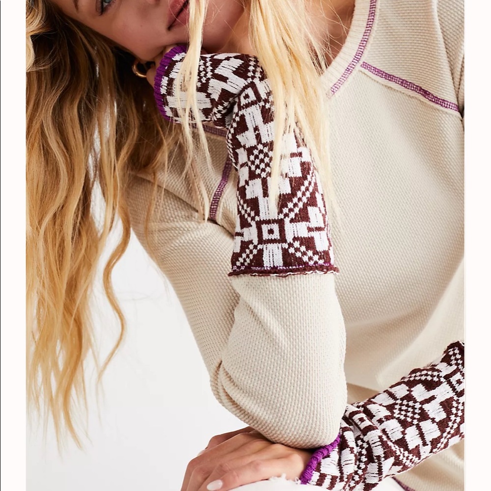 Free People She’s Reversible Cuff Top - Picture 2 of 9